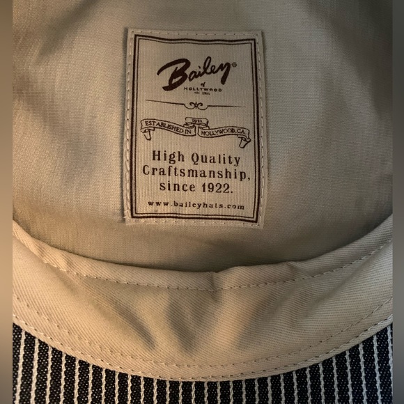 COPY - Bailey of Hollywood (Poet cap) - Picture 8 of 8